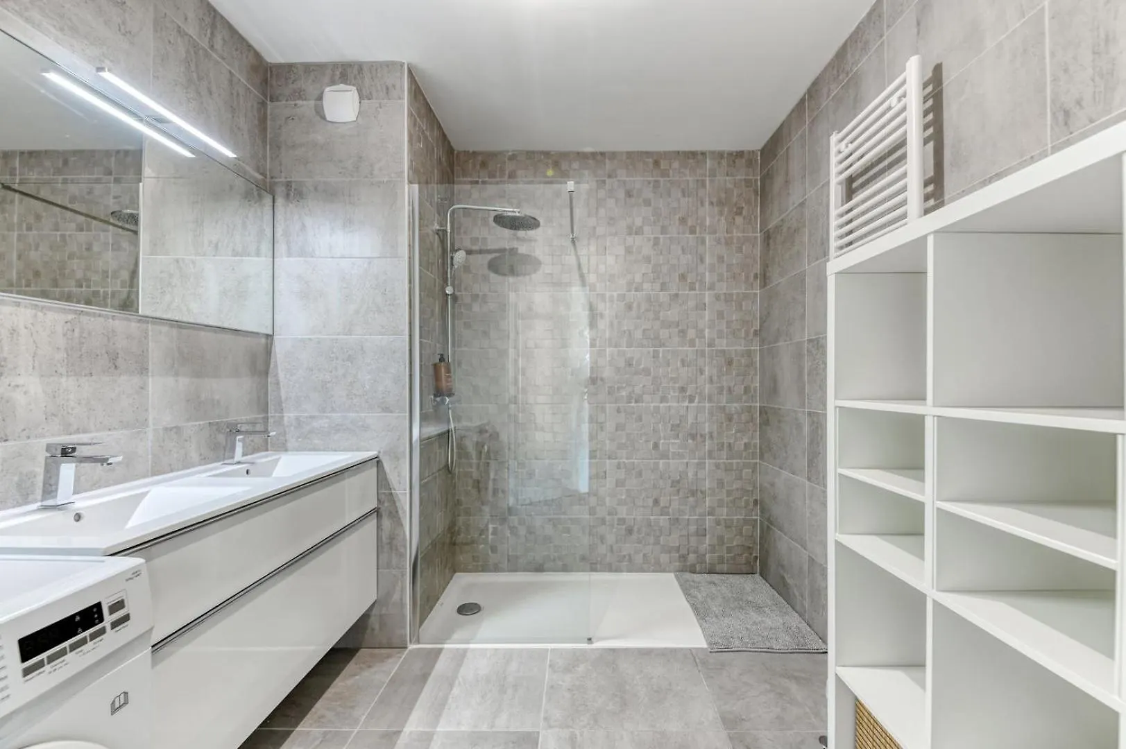 Guestready - Charming Getaway With A Terrace Appartement Lyon Frankrijk